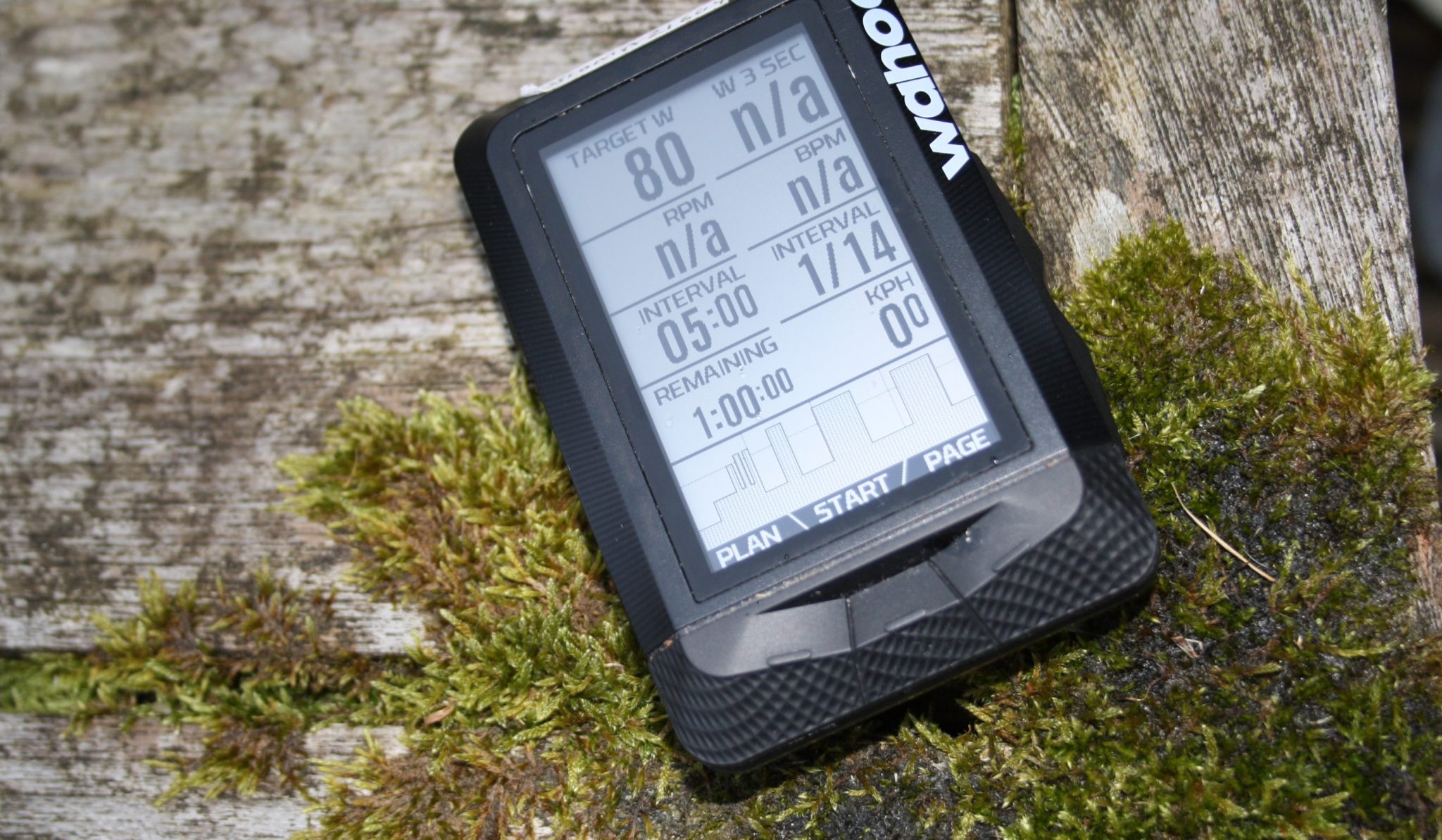 Wahoo Elemnt Review Comparison specifications Features Buy Deal Price