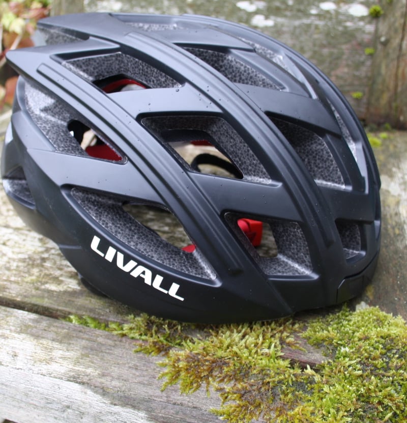 LIVALL Helmet Review – BH60SE Smart Helmet