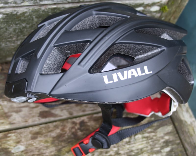 LIVALL Helmet Review – BH60SE Smart Helmet
