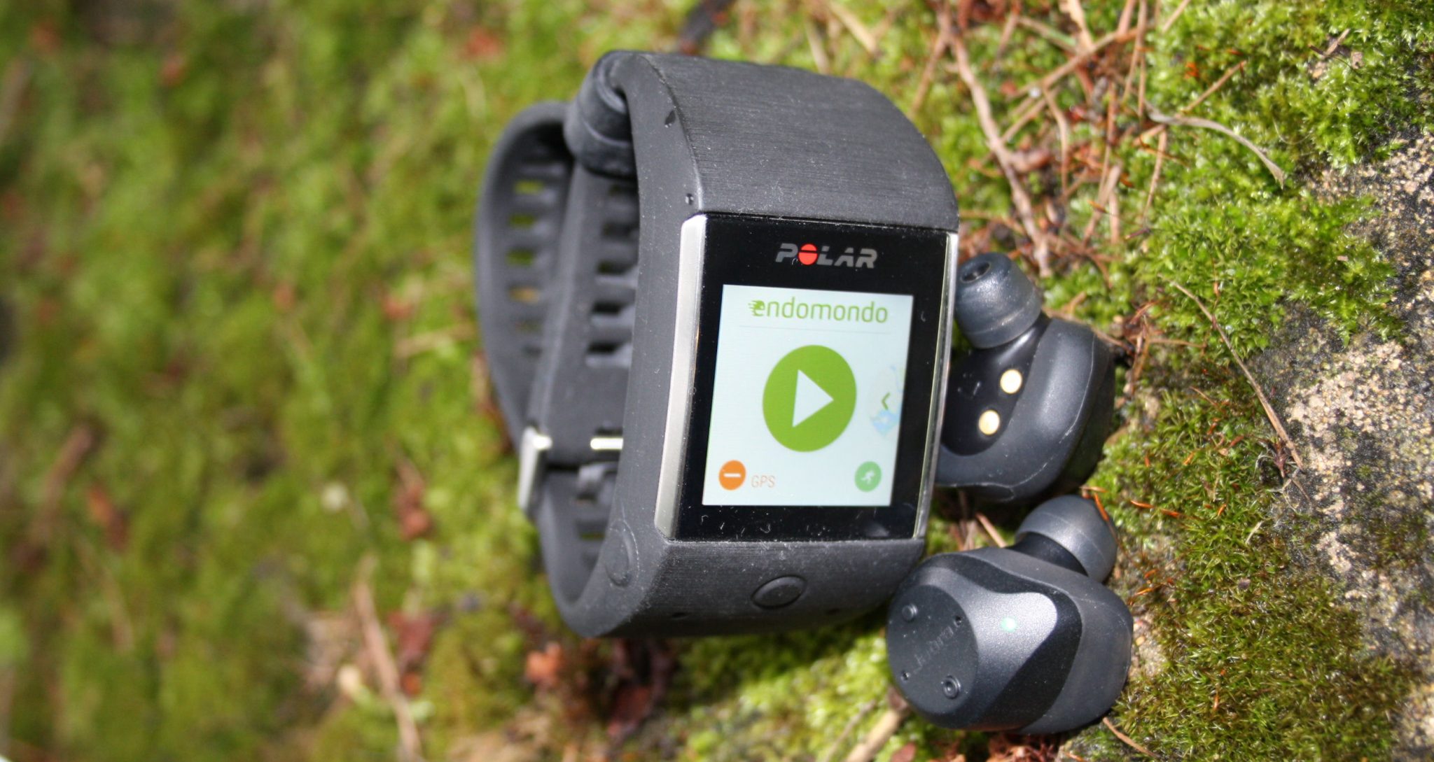 Polar running with music