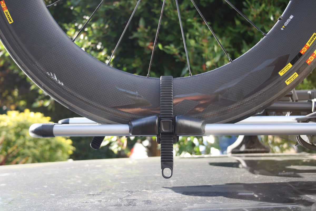 Mavic 80mm deep section carbon wheel on Thule 532 tray