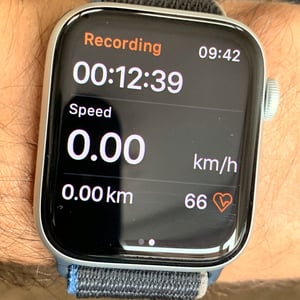 STRAVA app | Apple Watch Series 6
