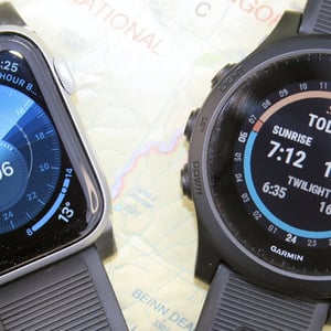 Apple Watch SE 3 Solar Watch Dial