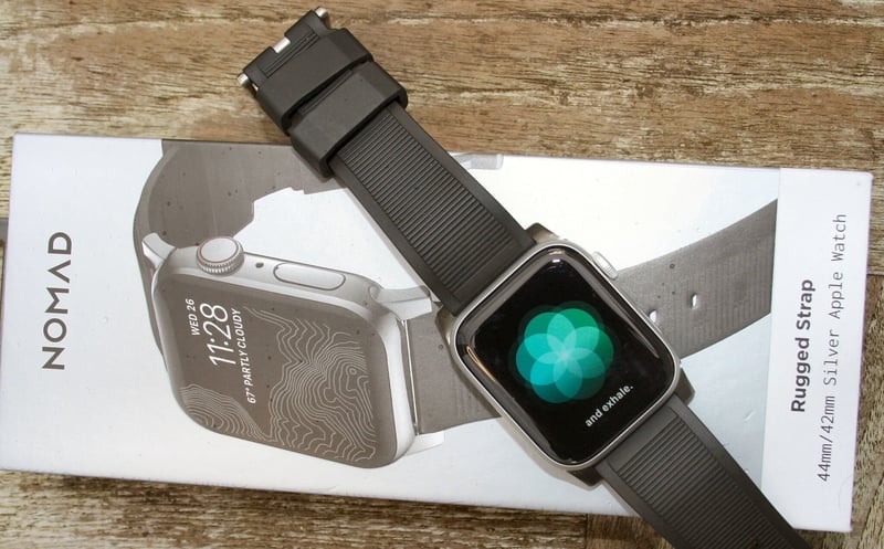 Best Apple Watch SPORT Bands straps in UK for working out