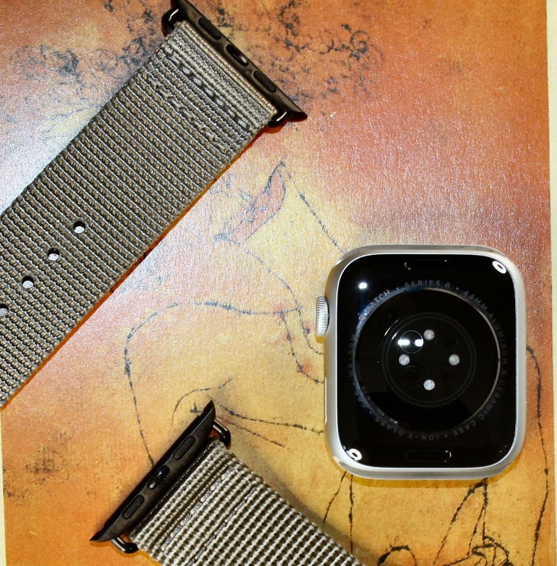 Best Apple Watch SPORT Bands straps in UK for working out