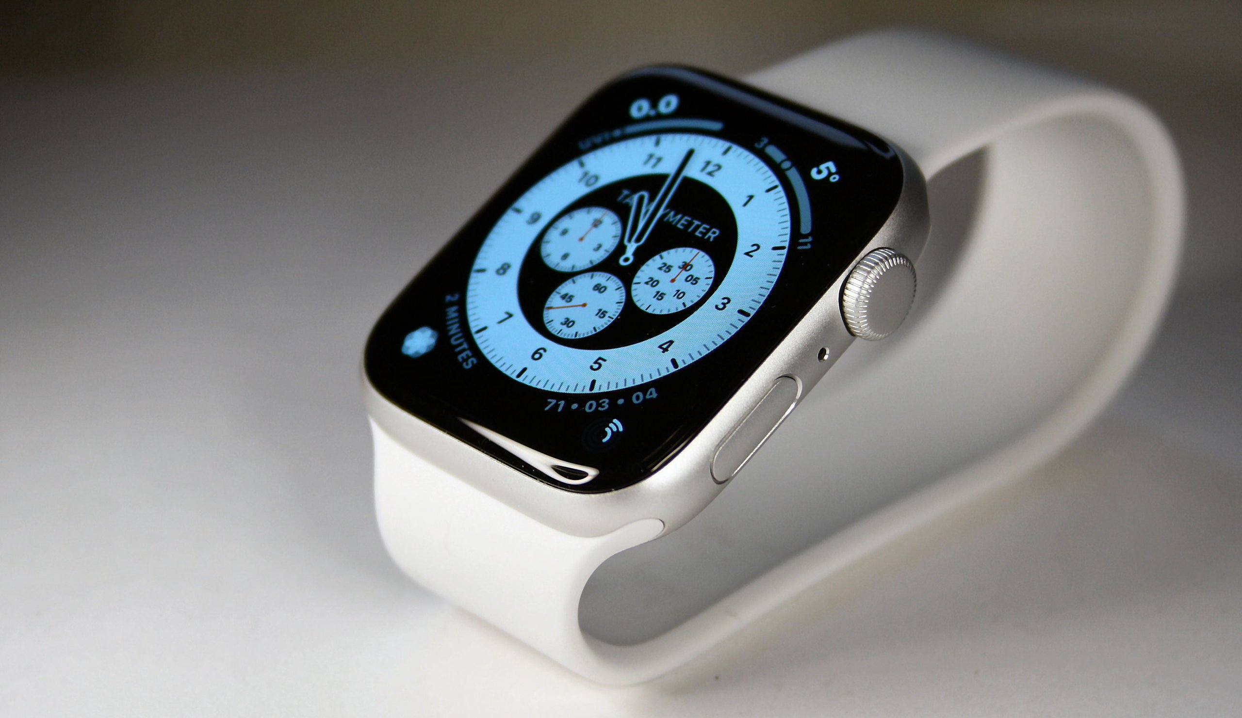 Best Apple Watch SPORT Bands straps in UK for working out