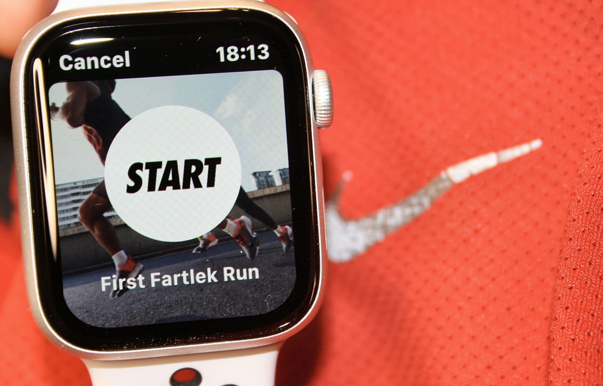 Nike Run Club NRC Apple Watch SE