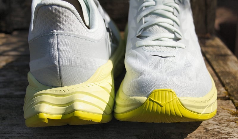 Hoka One Carbon X2 front and rear view in my Review