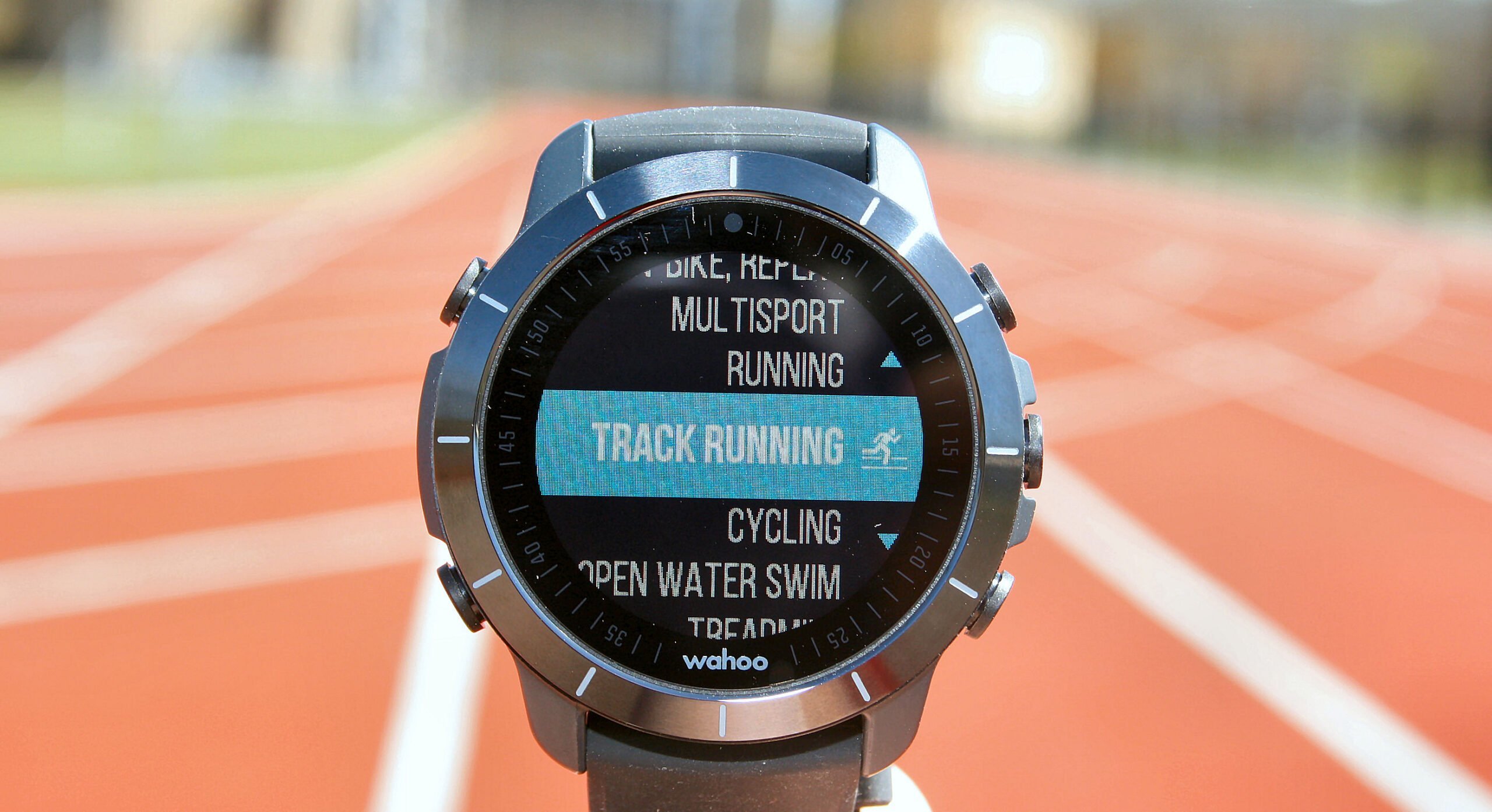 Wahoo Rival Gets Track Running Mode: Hands-On Test & Thoughts