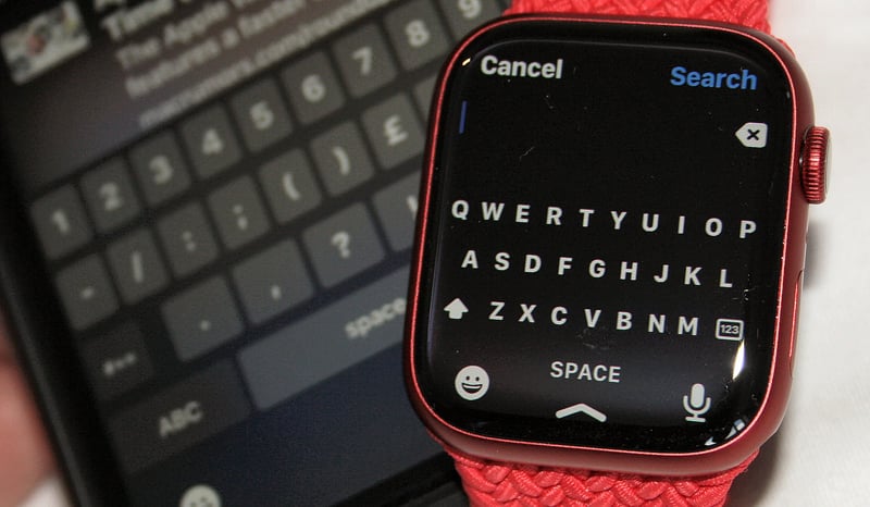 Apple Watch Series 7 keyboard