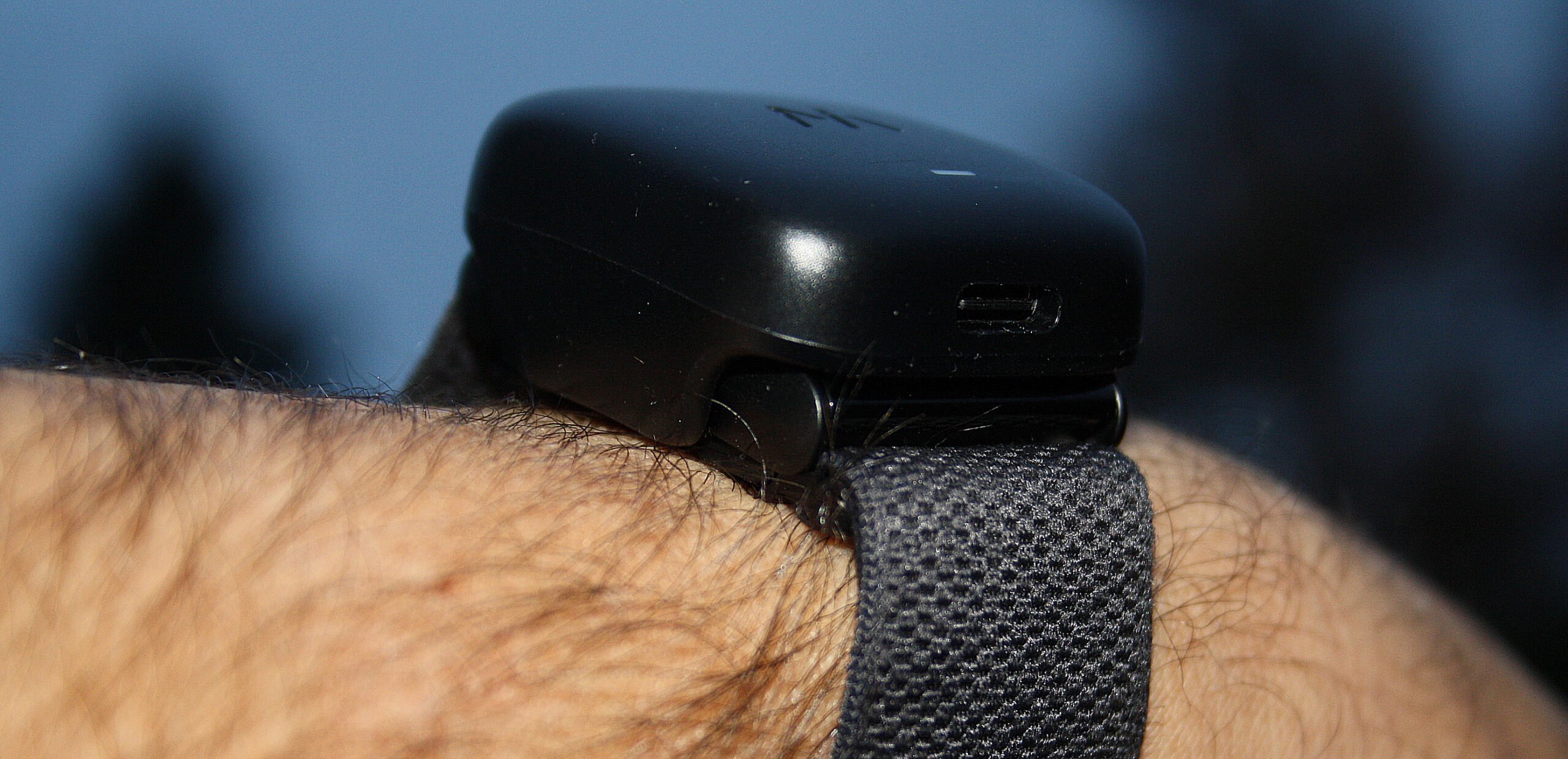 WHOOP 4.0 band with charging pod