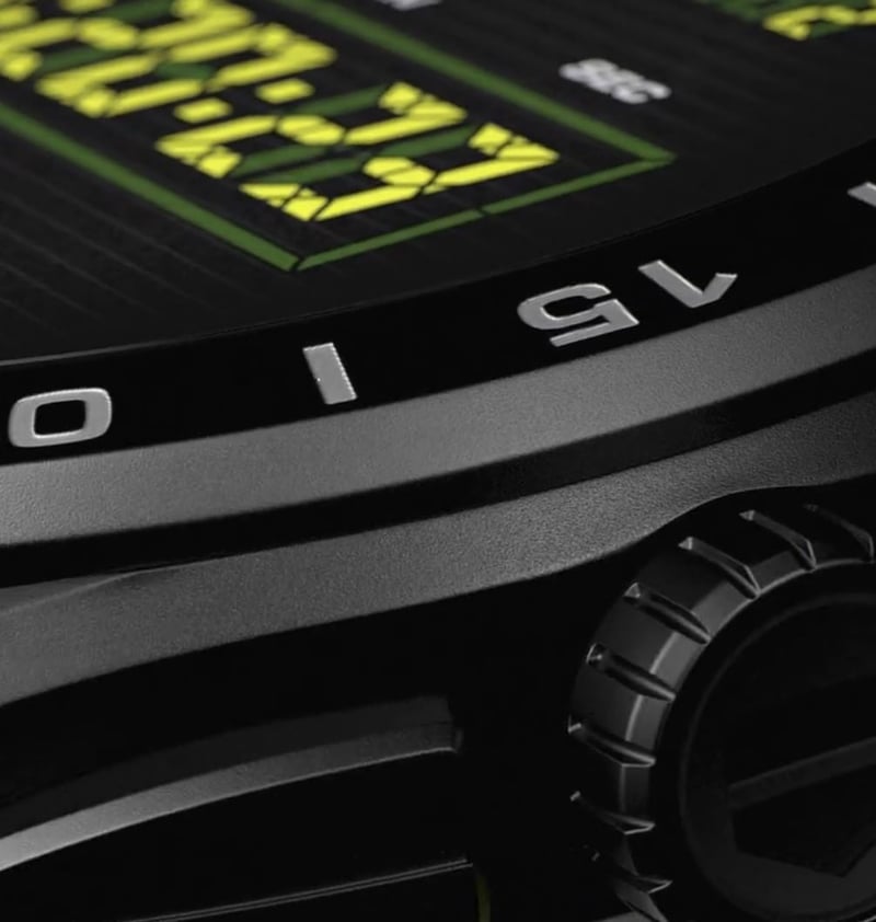 Smartwatch Porn 🏷️ Tag Heuer Nails It