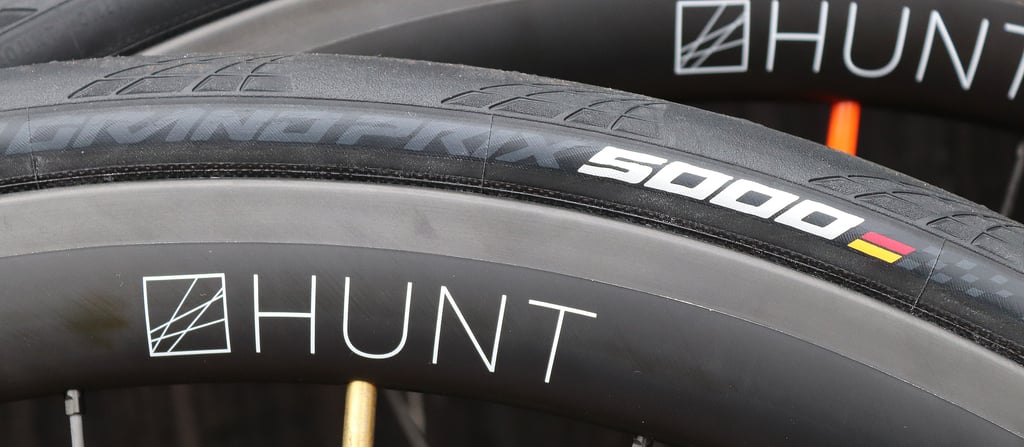 HUNT 36 UD Carbon Spoke Wheelset review featured
