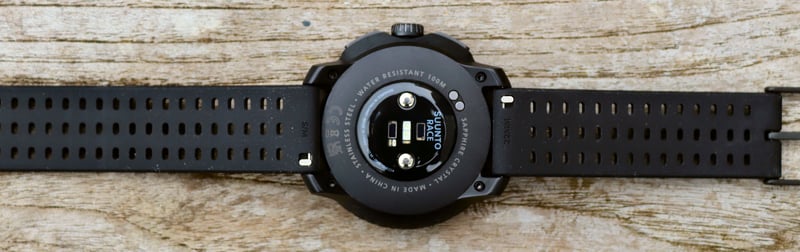 Suunto RACE bottom view (2)