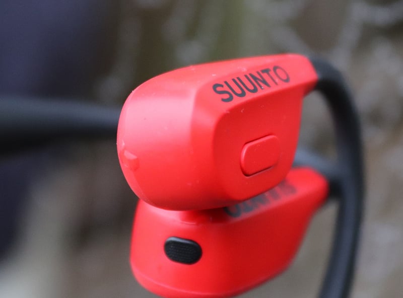 Suunto Wing button controls