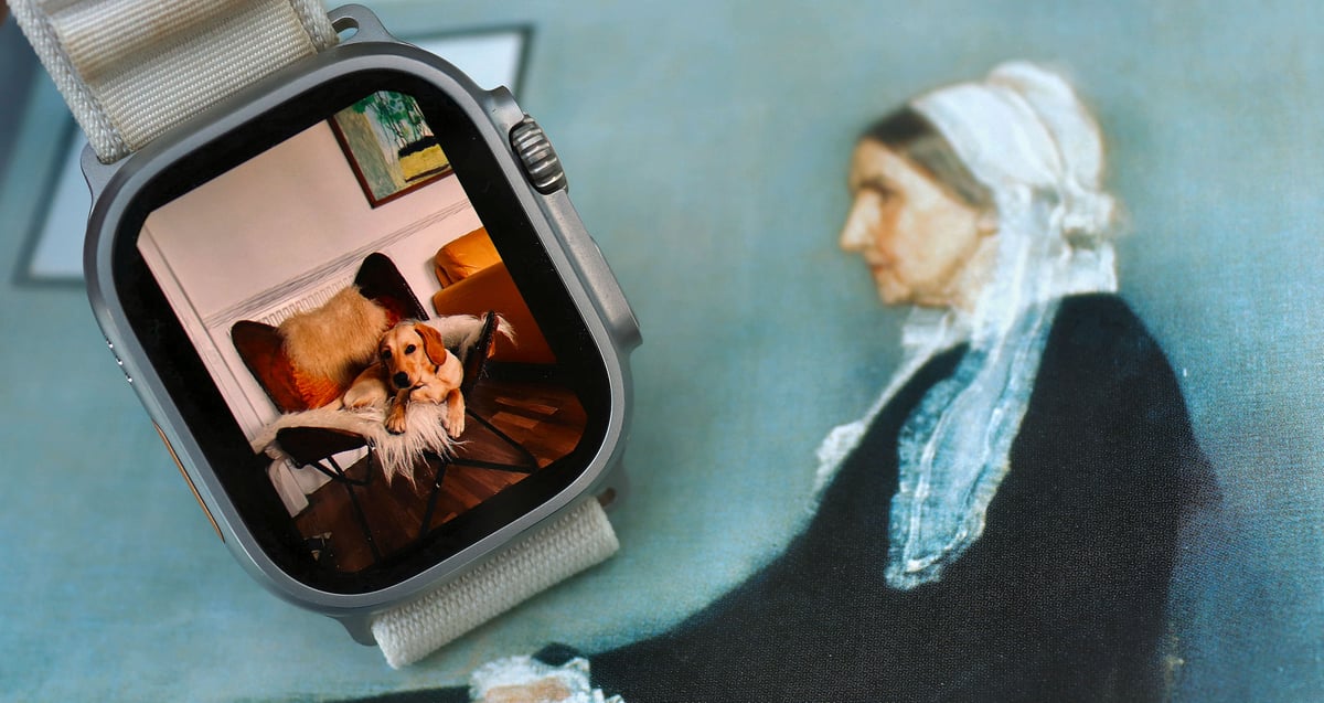 Apple Watch Ultra 2 sapphire crystal lens compared to Ion-X glass optical clarity