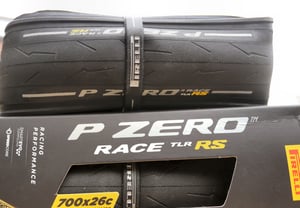 Pirelli P ZERO Race TLR RS box