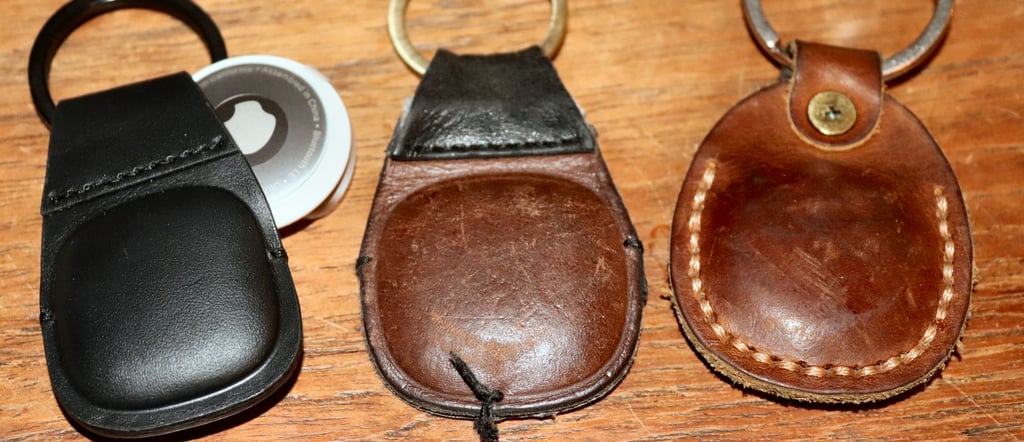 NOMAD ITEM AirTag credit card FindMy