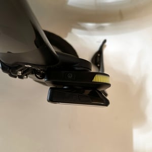 Ravemen FR300 Side view