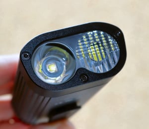 Ravemen PR1400 2x lenses front view