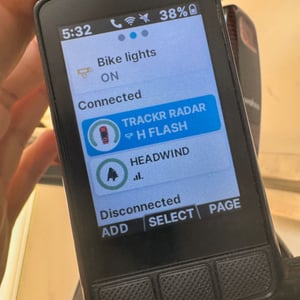 Wahoo-TRACKR-Radar-on-bolt-3