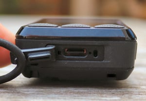 Wahoo elemnt bolt 3 charging port end view