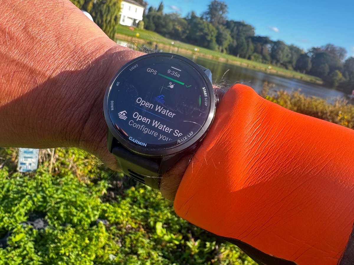 Garmin Forerunner 970 open water swim
