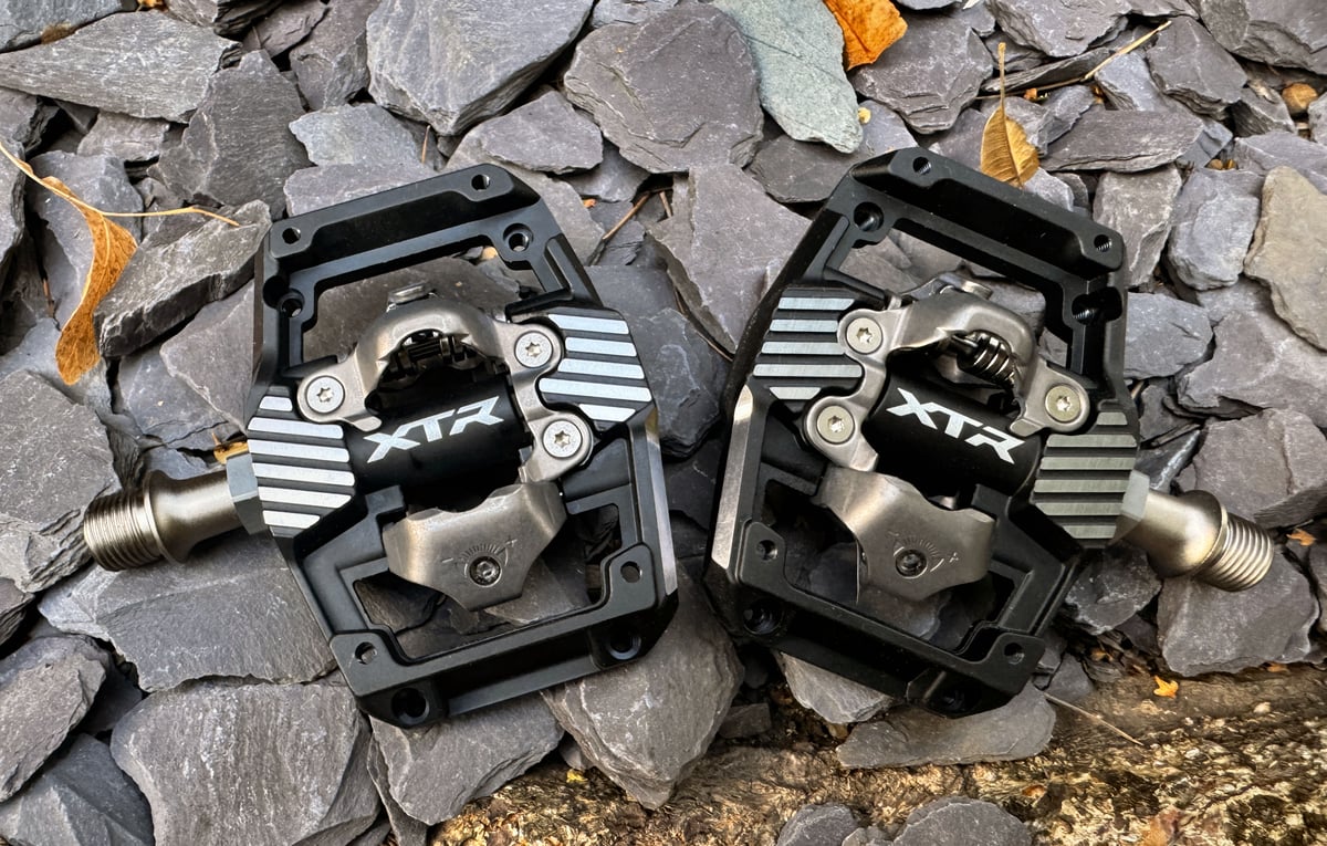 Shimano XTR M9220 Pedal review hero shot