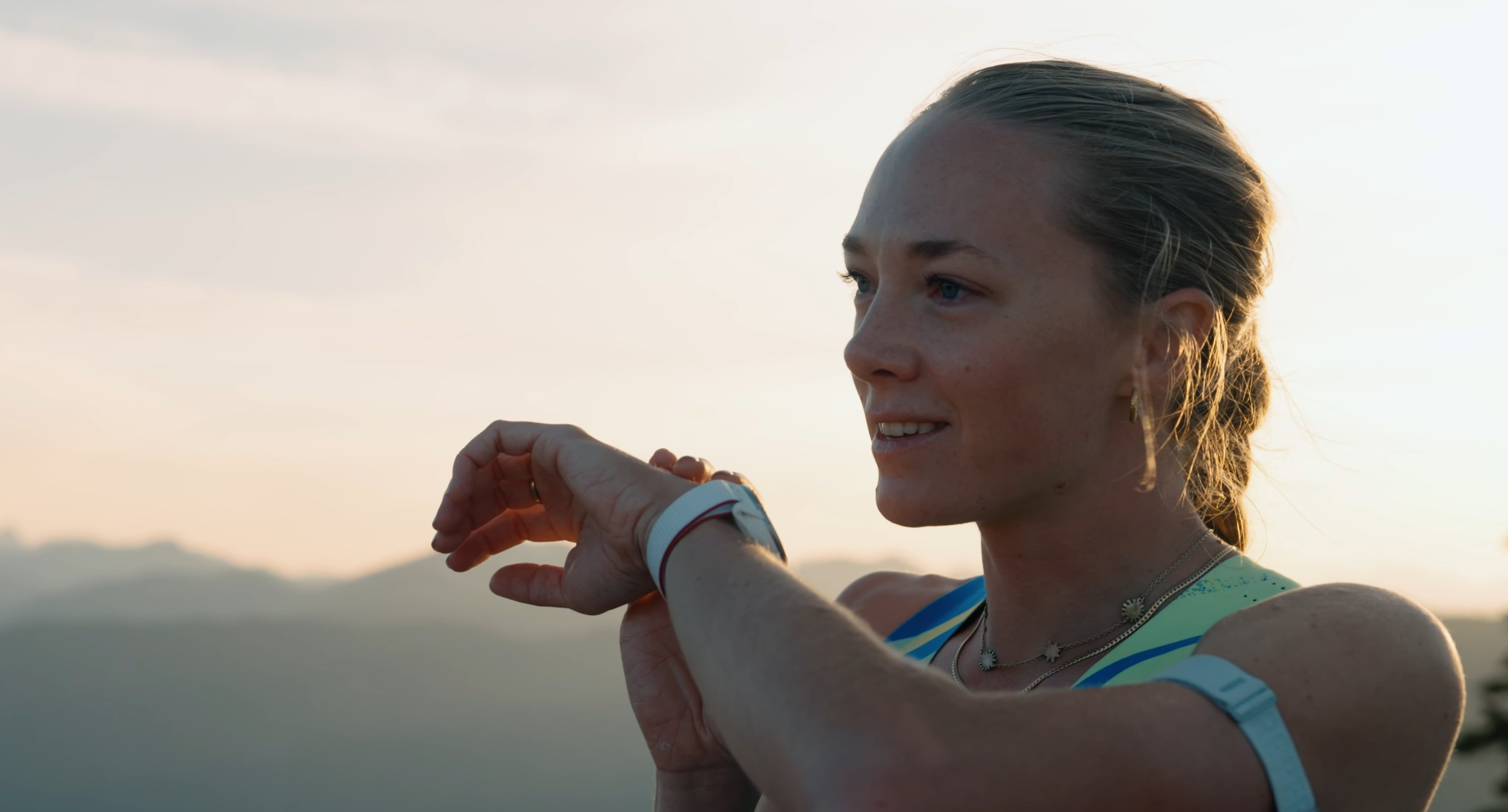 coros apex 4 review runner leaves a gps voice note at top of mountain