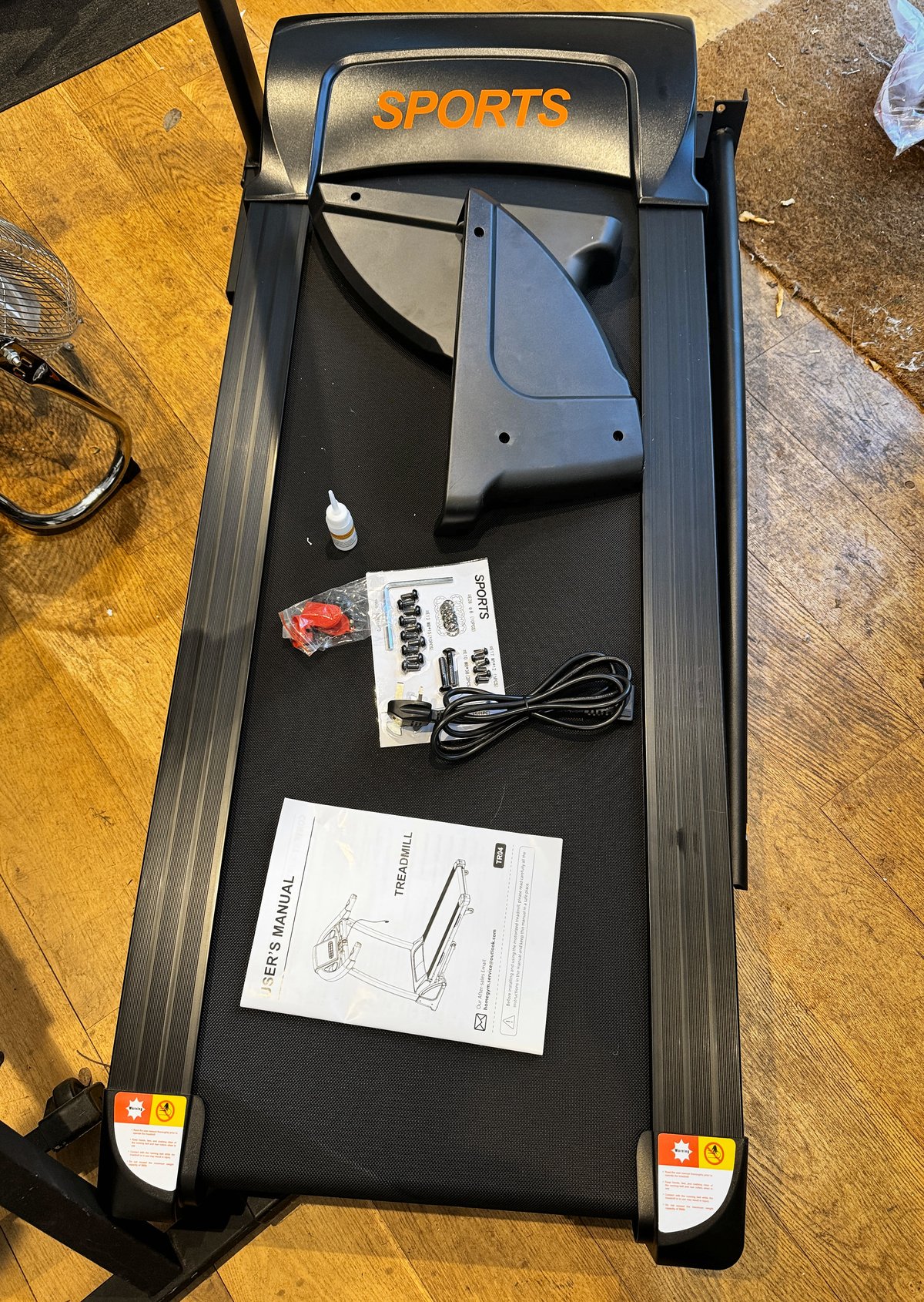 THERUN T15 treadmill unpacking and box contents for assembly