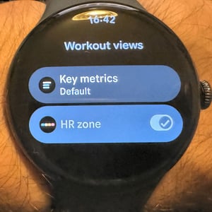 Google Pixel Watch 4 fitbit customise workout views