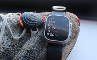 Apple Watch Ultra 3 and the Stryd 4.0 running power pod with the stryd app on the watch