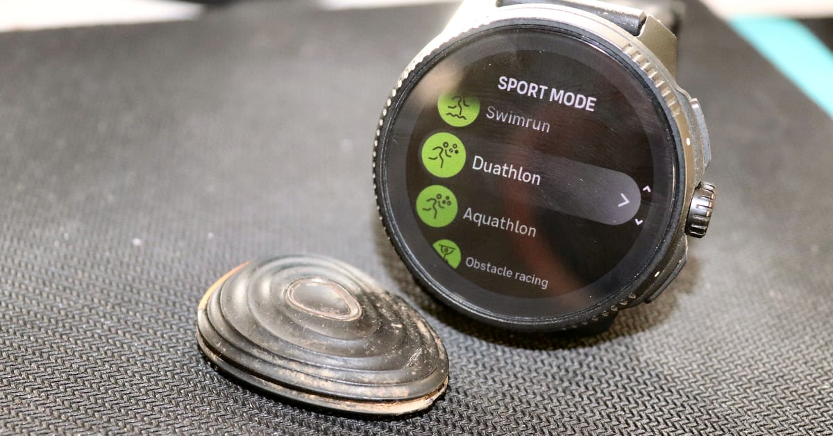 Sensor Management: Suunto's new sensor management allows users to select specific data streams, such as power-only from a Stryd pod while maintaining GPS pace.
