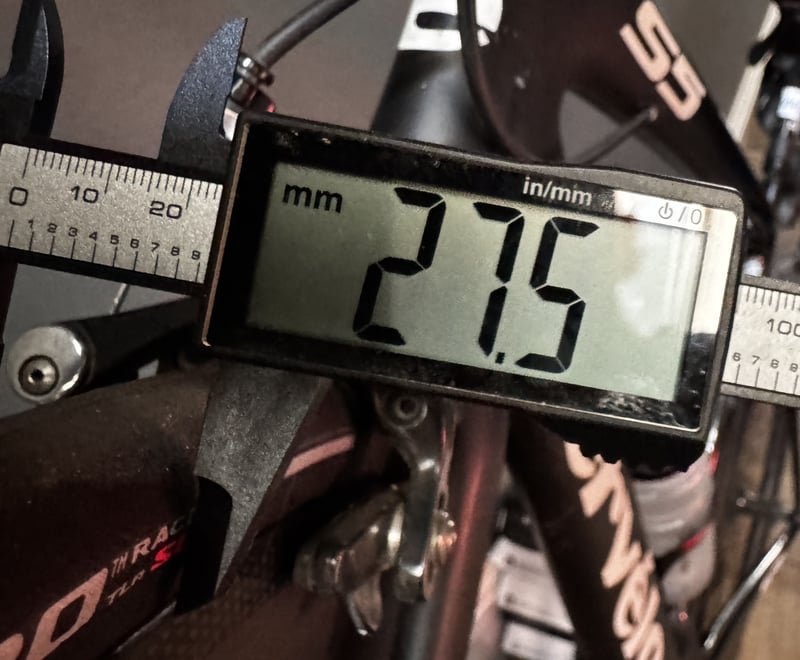 PIRELLI P ZERO Race SL-R measured tyre wifdth on 19mm rims