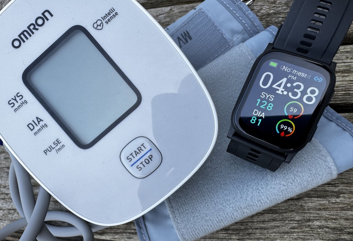 Wellue BPW1 alongside M2 biceps cuff for blood pressure accuracy comparison testing