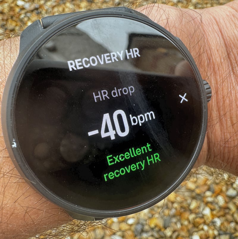 Suunto Race 2 post-workout screen showing a 40 beats per minute heart rate recovery result