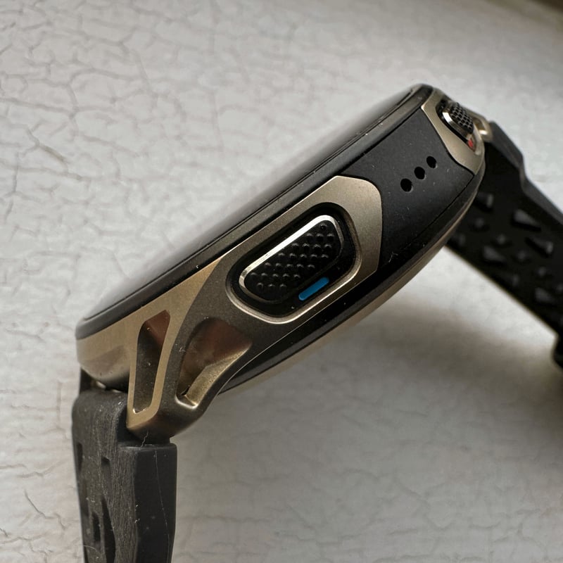 amazfit Cheetah 2 Pro back button and titanium lugs