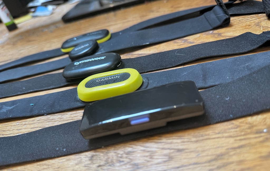 Frontier ZONE Review: ECG Chest Strap for Athletes ❌ 7 cons ✅ 6 pros