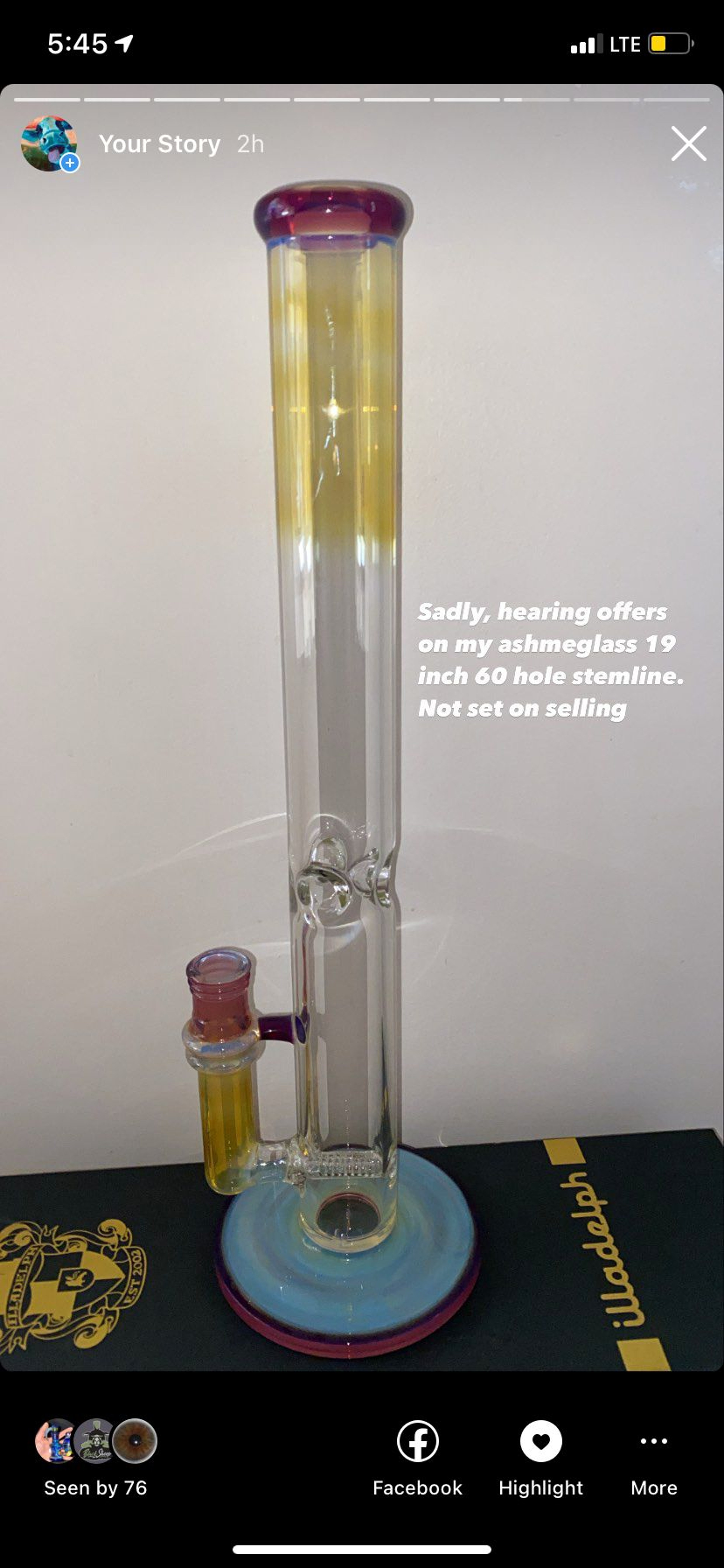 Ashme glass image 0