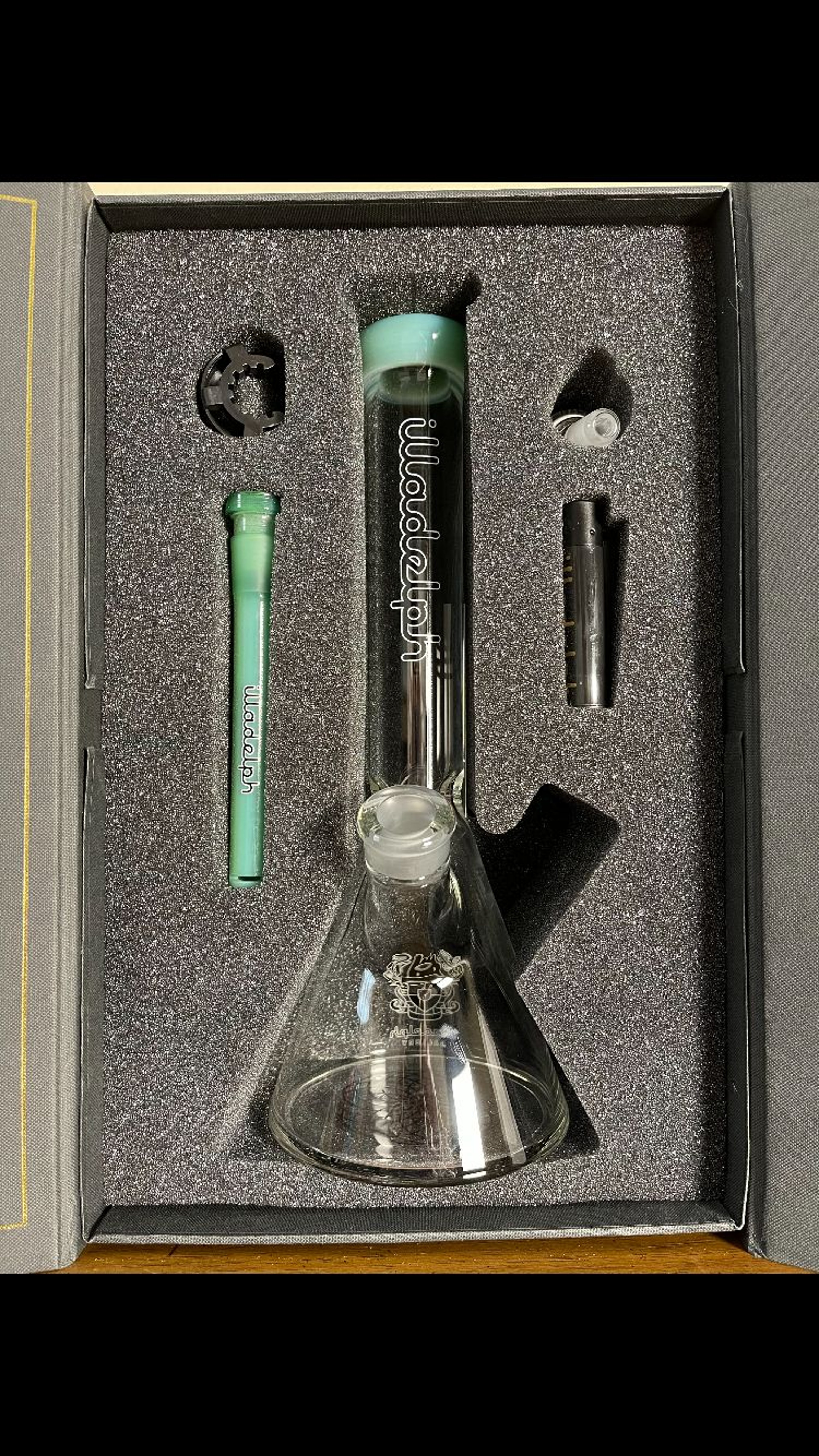 Illadelph Mint Lip Micro Beaker image 0