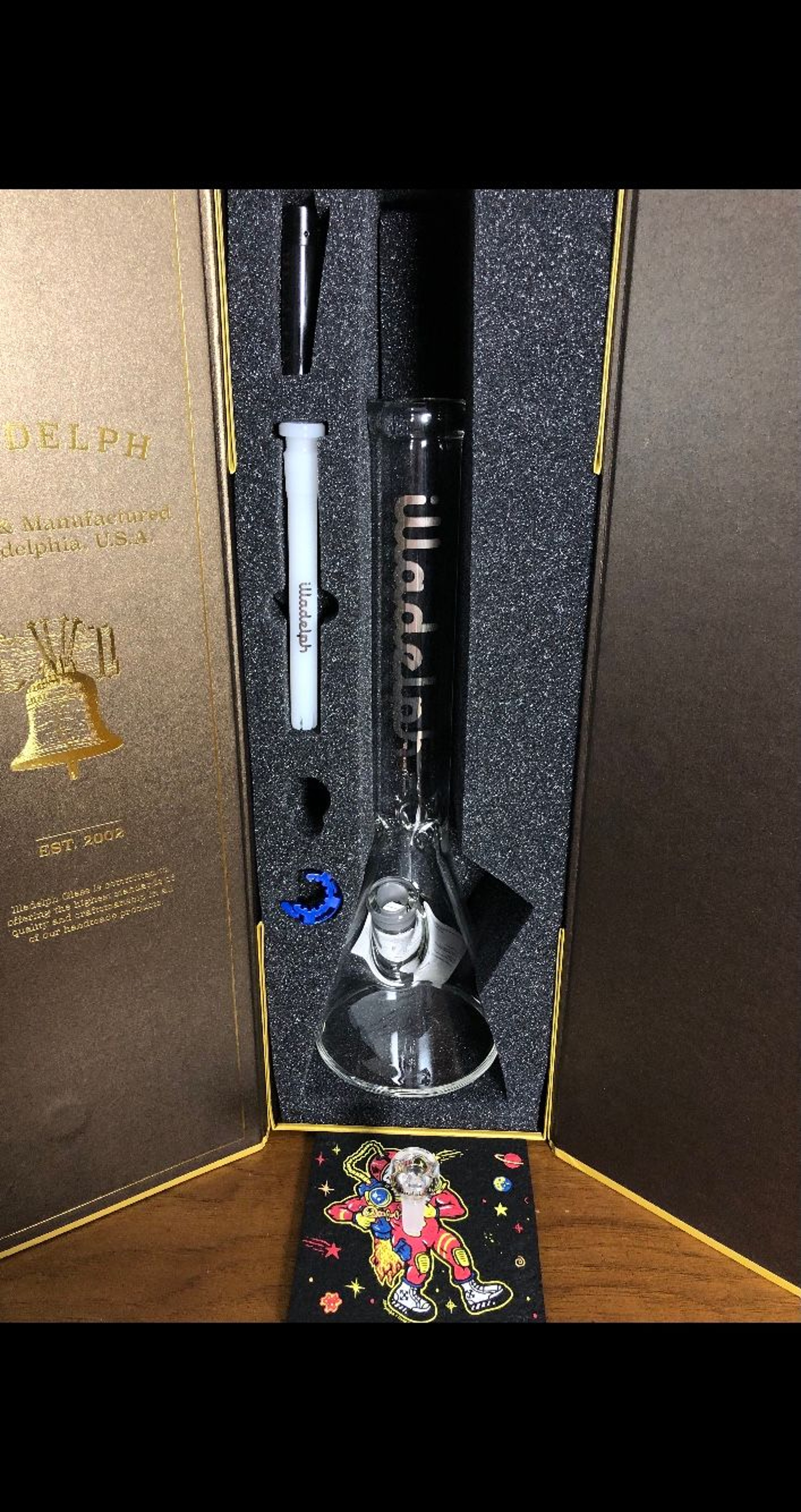 Illadelph Platinum Label Short Beaker image 0