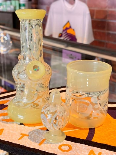 Preview pic of Pi the Glassblower Straight Tube Rig w/ Carb Cap and Q-Tip Jar