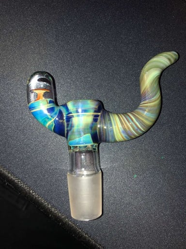 Preview pic of Papa_pglass single horn, Mystery adventurine slide. With shroom implosion. 