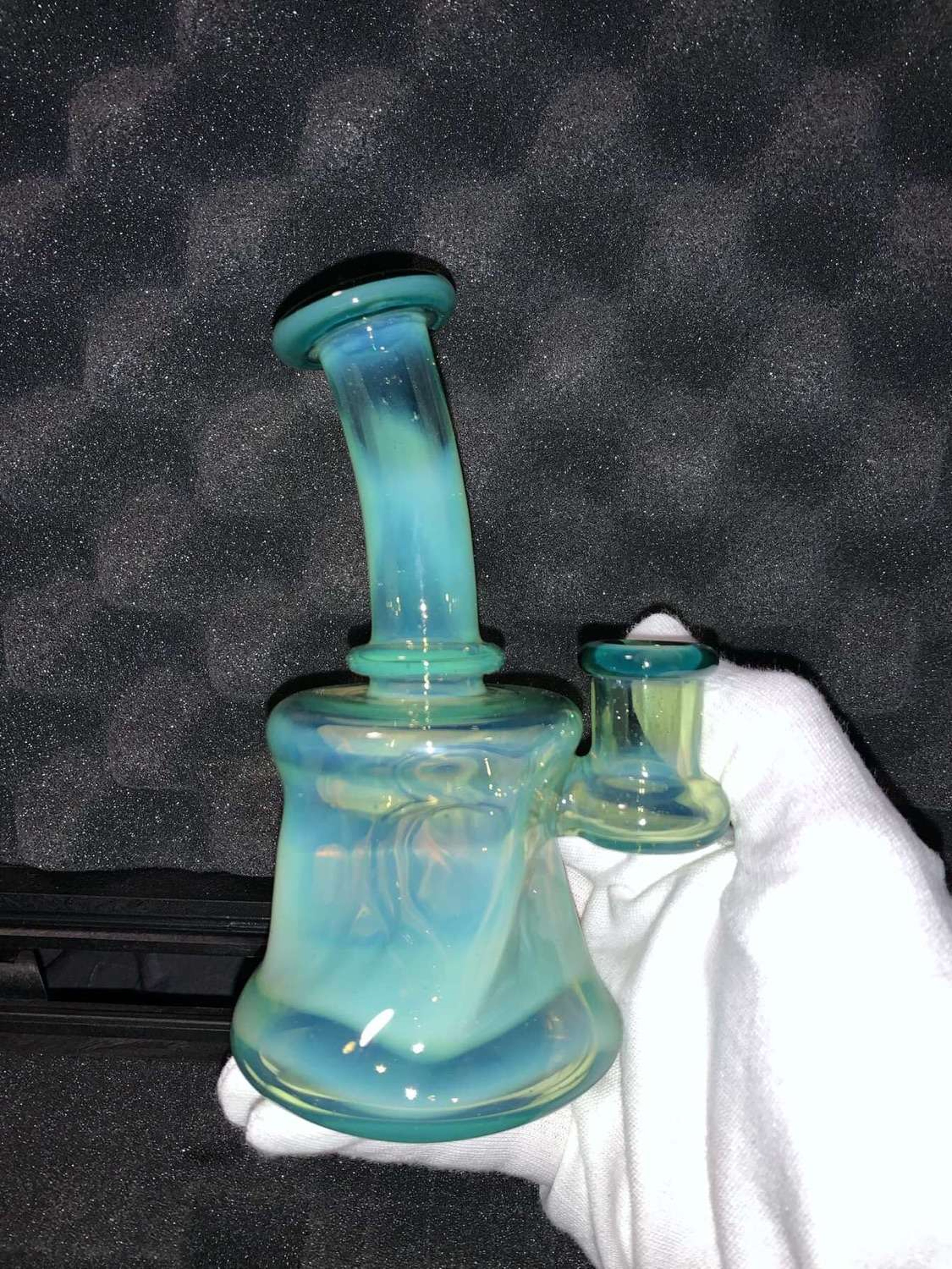 Boogie glass banger hanger image 0