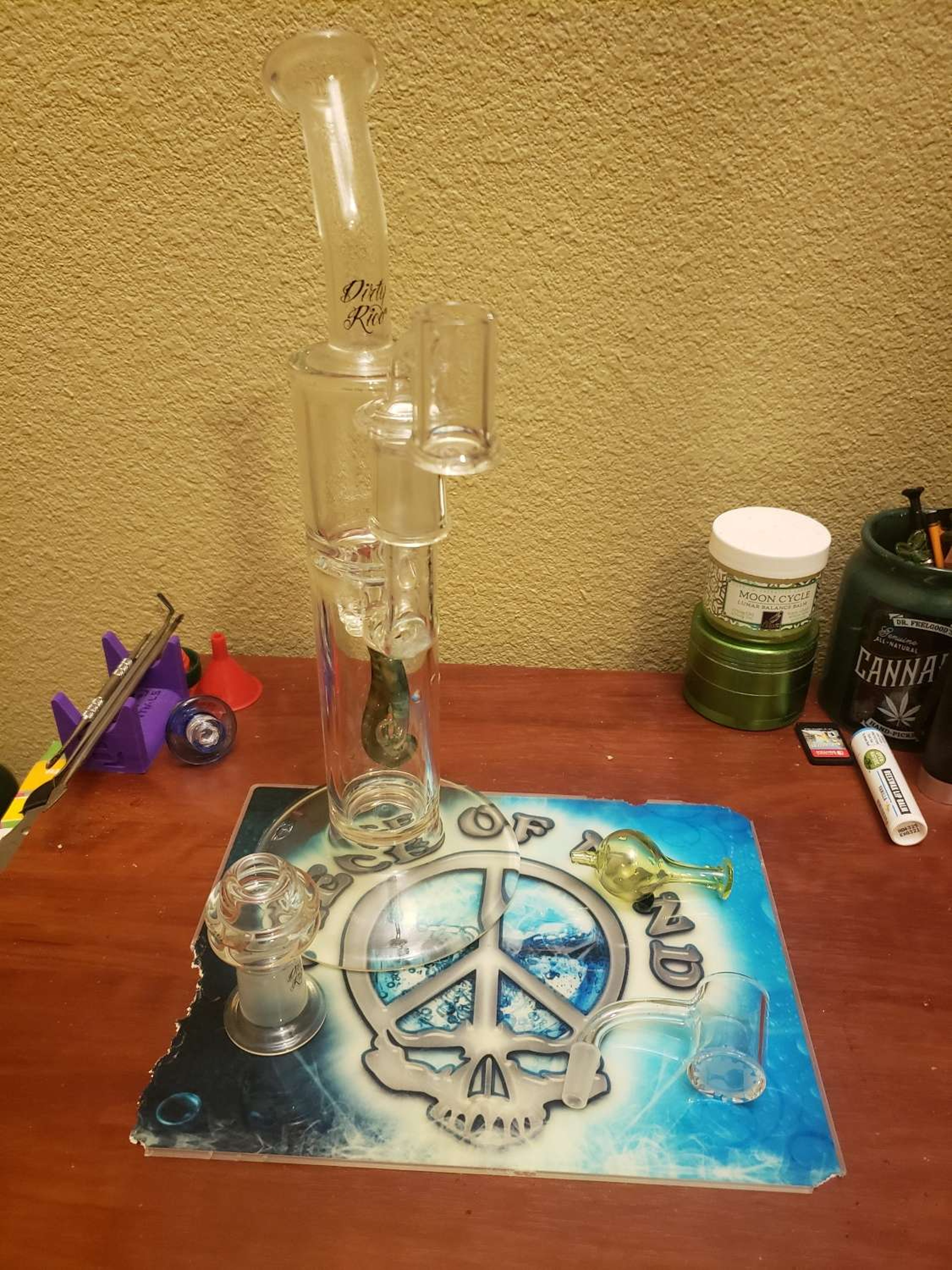 Preview pic of Dirty Rico apacoline perc with attachment. 