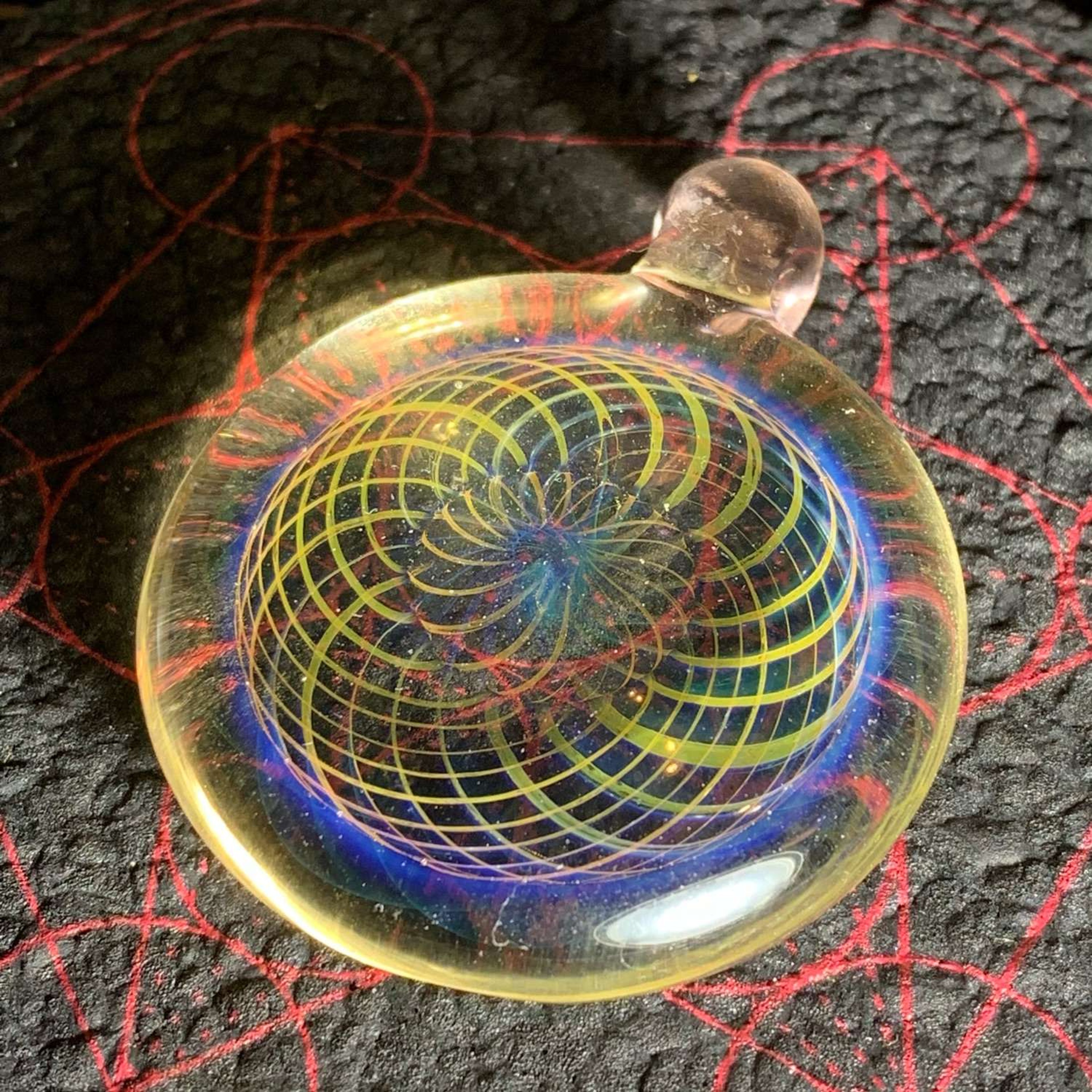 "Fume-a-cello" Pendant image 0