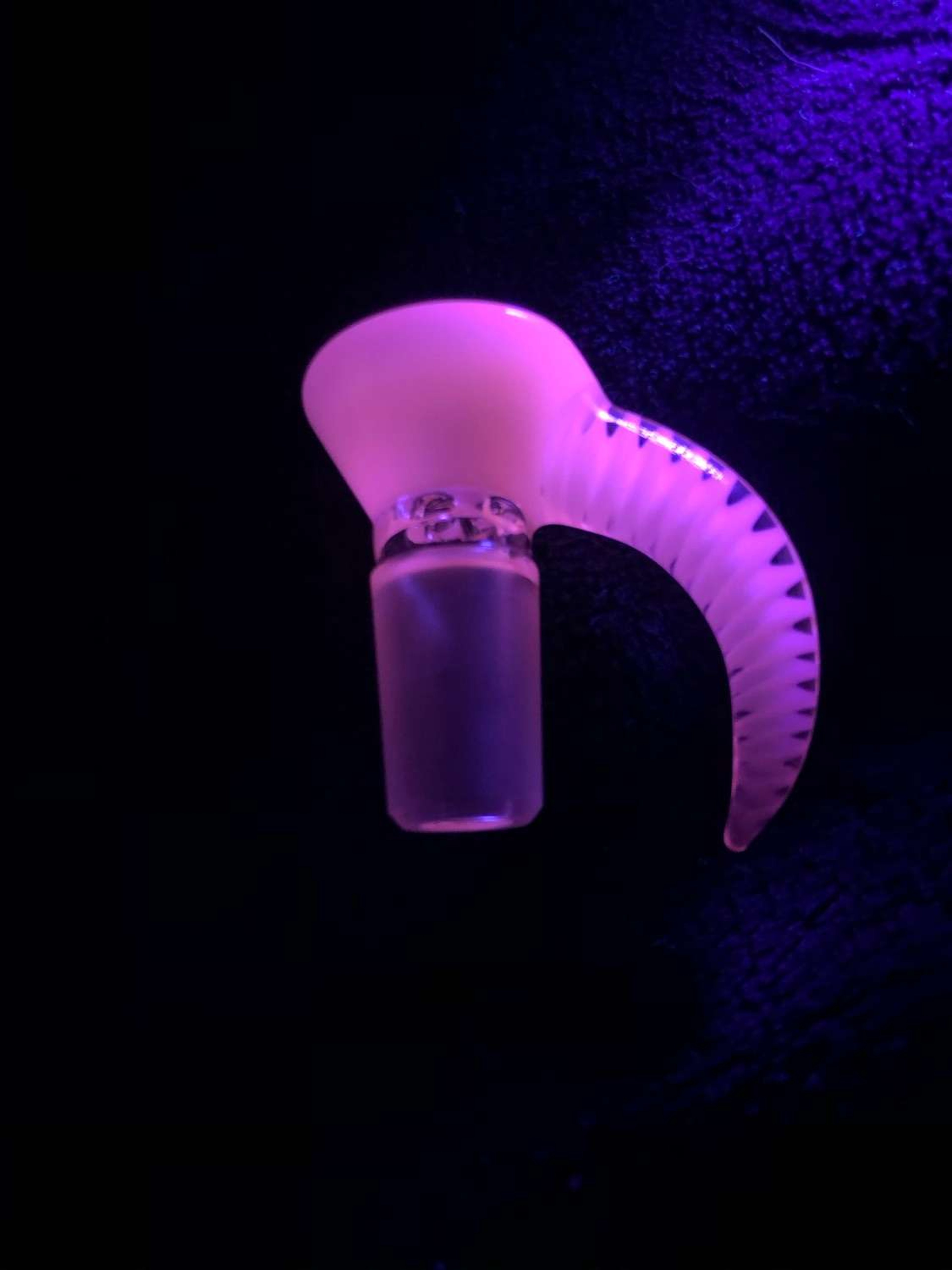 Small Pack White Sam Full Accent image 0