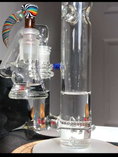 Preview pic of Ashme glass