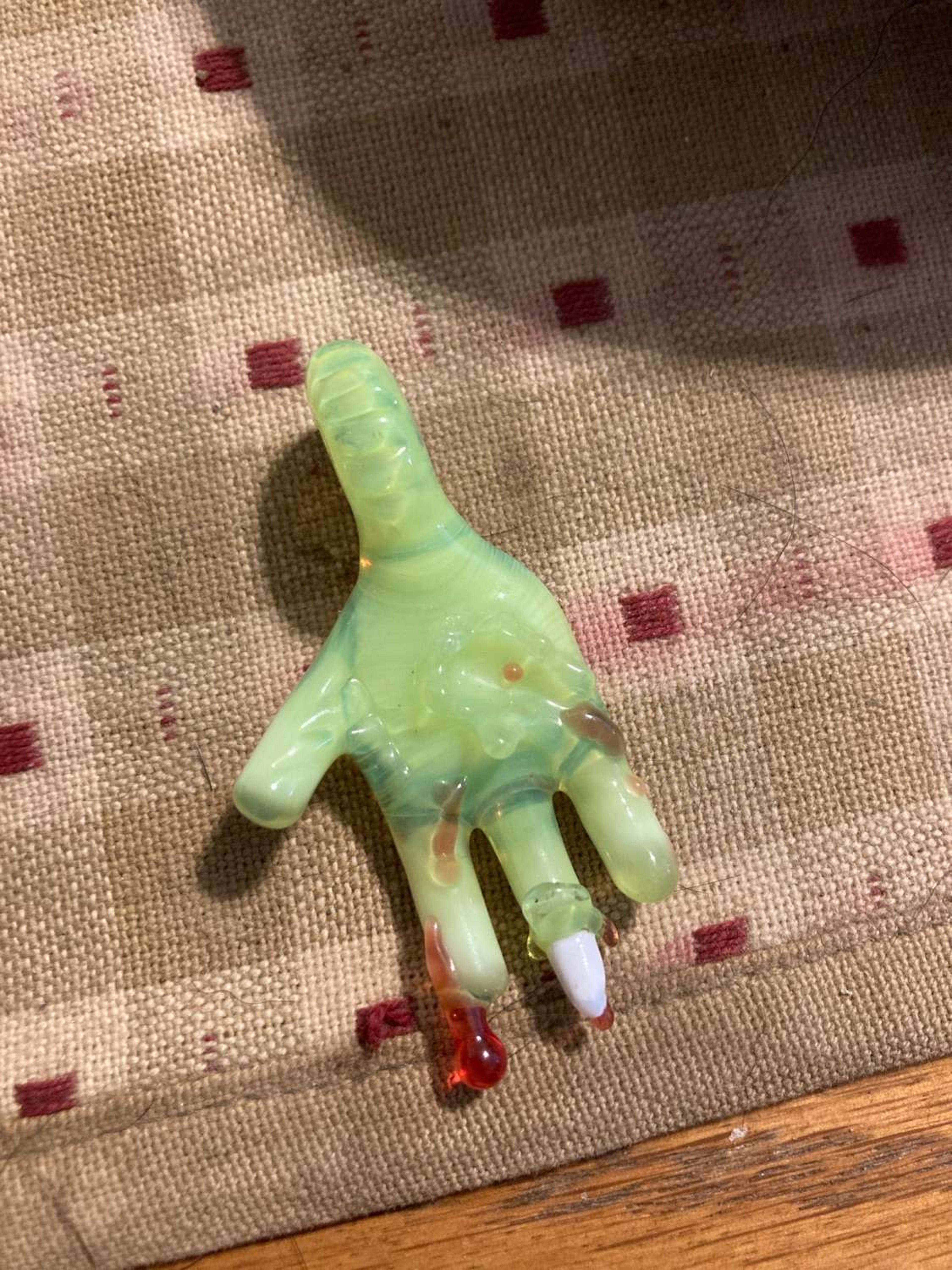 Goober gabe hand pendant image 0