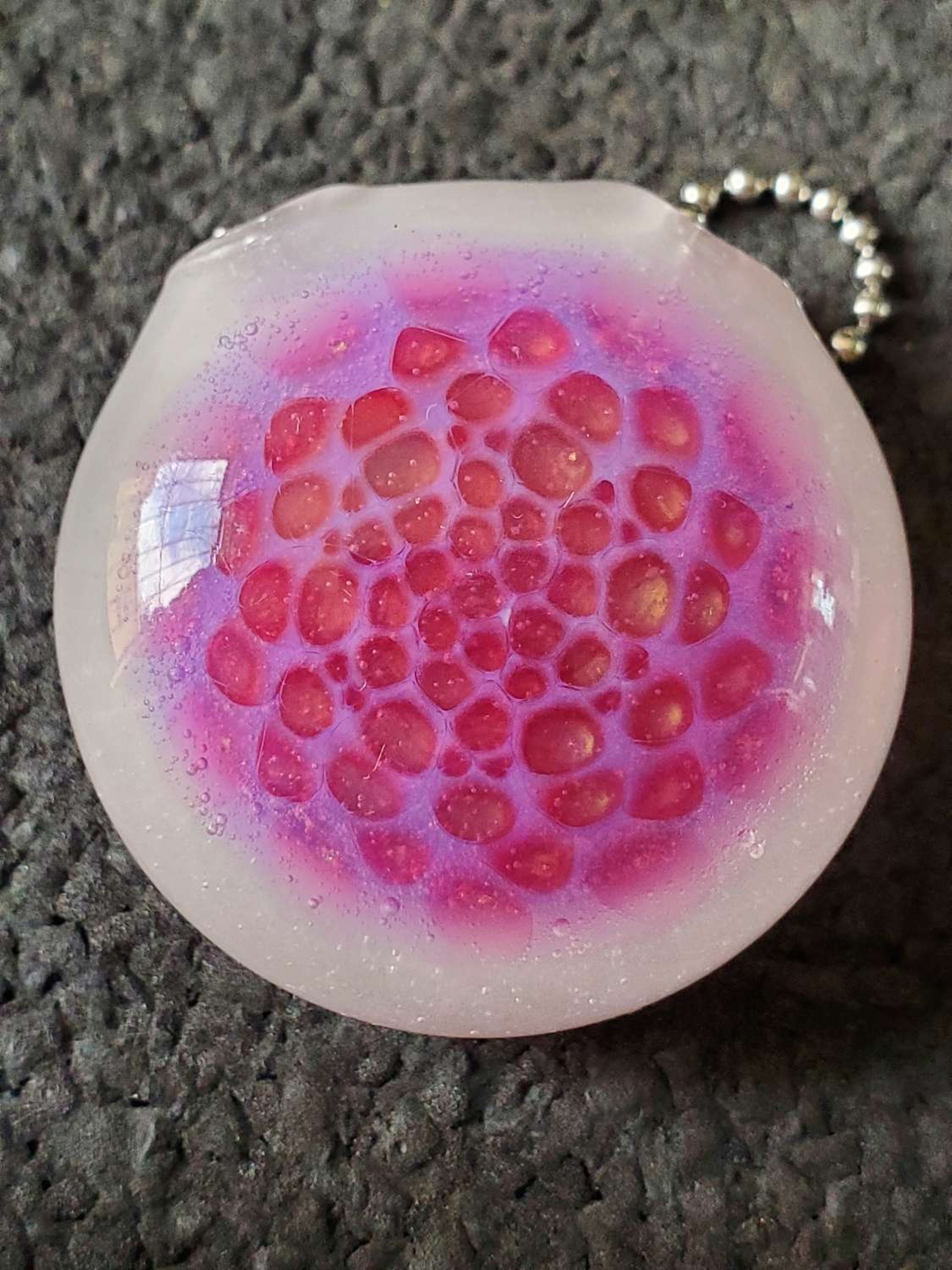 Uv pendy image 0